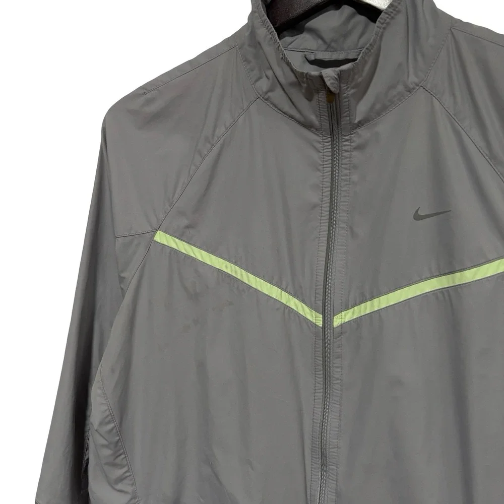 Nike Women's Zip Up‎ Windbreaker Jacket Gray *Stained* Size Large 21 x 27